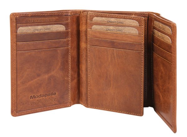 Vintage Mens leather wallet_open